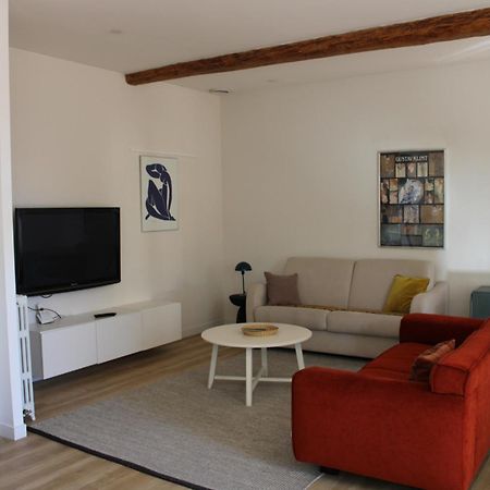Maison Chaleureuse Avec Grande Terrasse ニーム エクステリア 写真