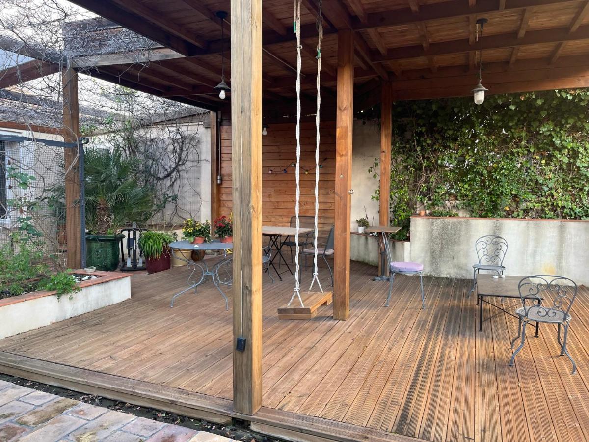 Maison Chaleureuse Avec Grande Terrasse ニーム エクステリア 写真